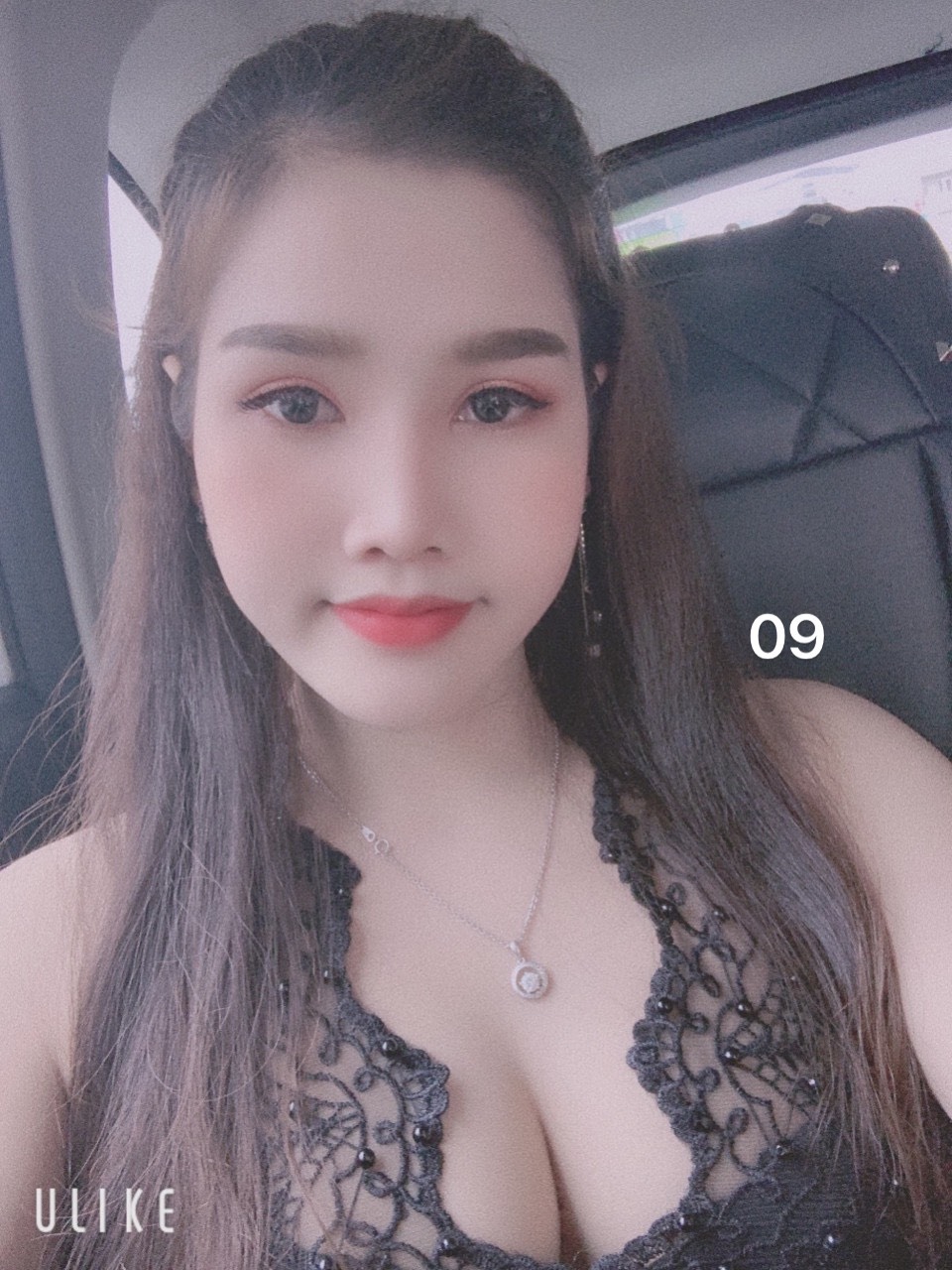09 B.jpg